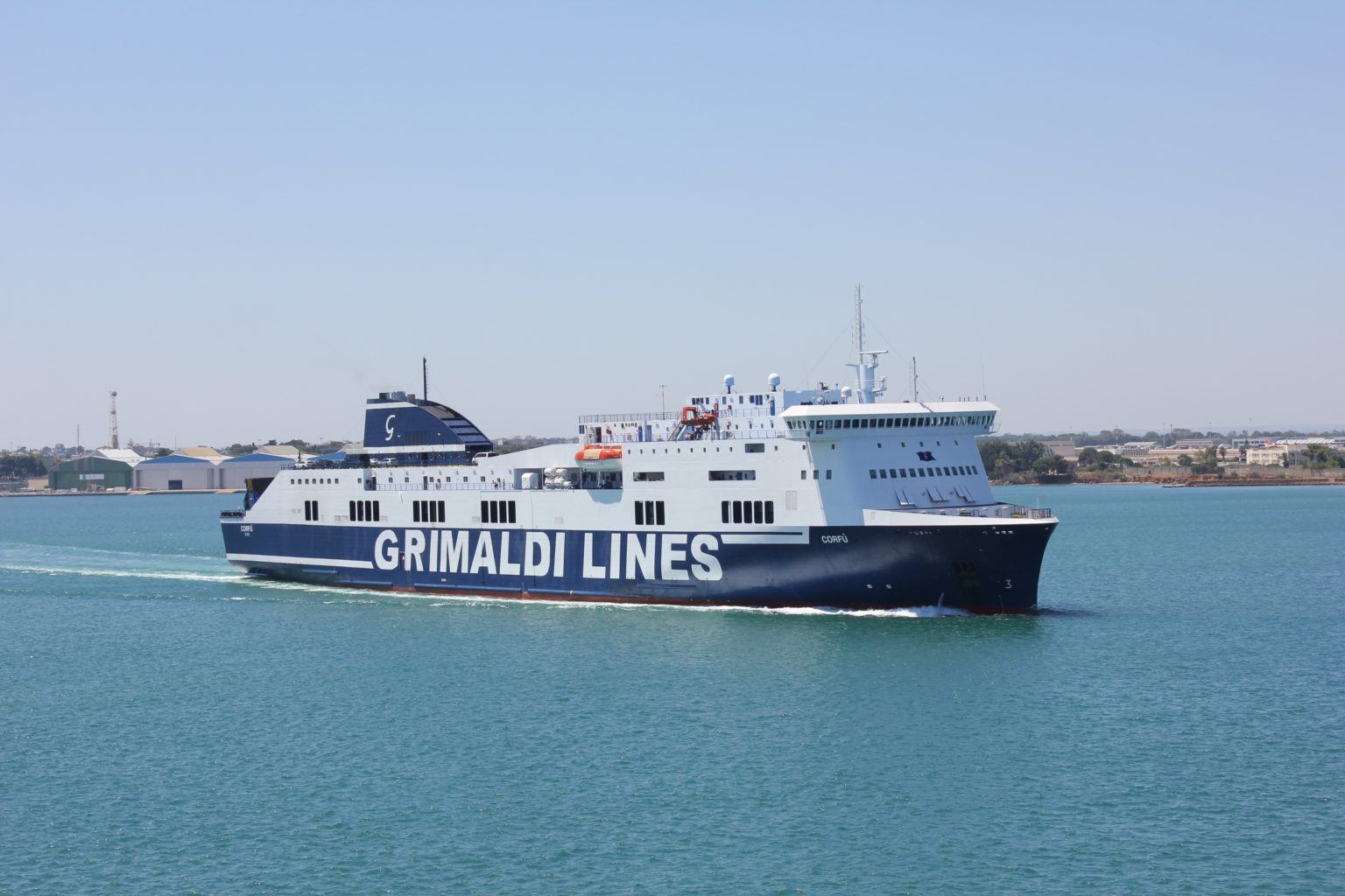 Traghetti Grimaldi Lines per la Sardegna: Orari, Prezzi e Informazioni ...